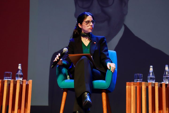 Científicos critican a ministra de Medio Ambiente por relativizar la responsabilidad humana en el cambio climático
