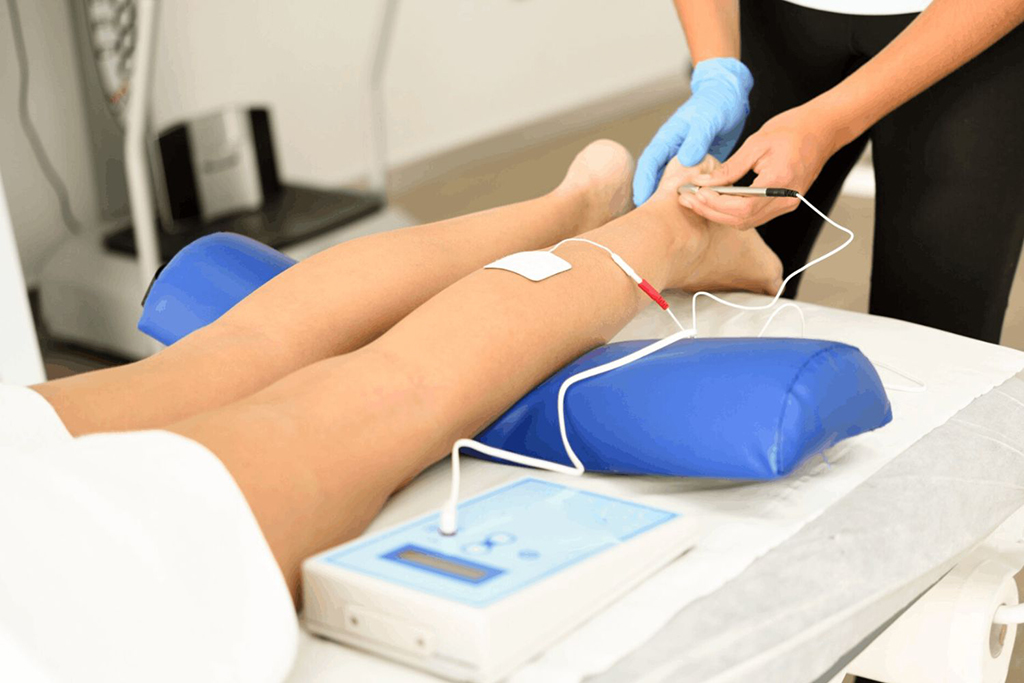 Estudio de la Universidad de Chile valida terapia eléctrica para el dolor menstrual