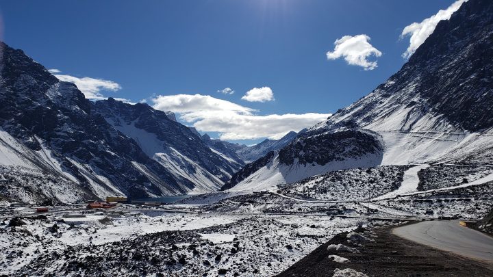 Estudio revela pérdida de 80.000 km² de nieve en los Andes centrales