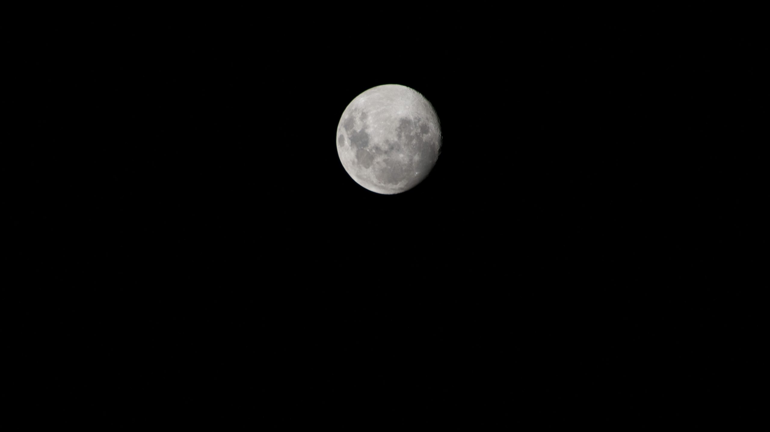 La NASA y empresa Blue Origin iniciarán construcción de base lunar este 2026