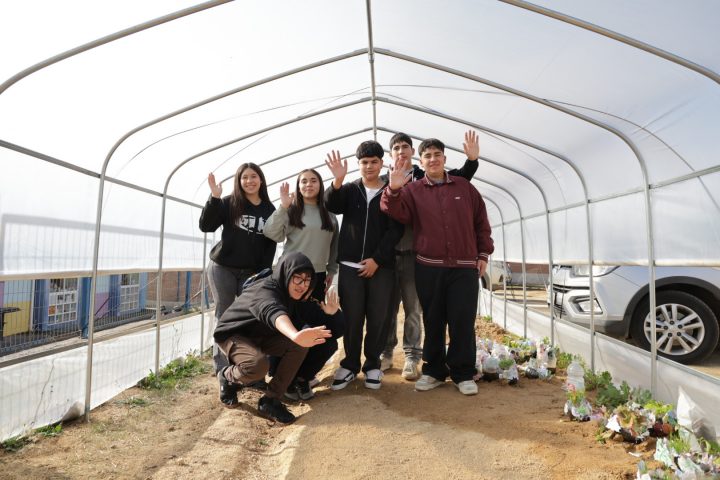 Estudiantes de Litueche representan a Chile en una final mundial de ciencias en Londres