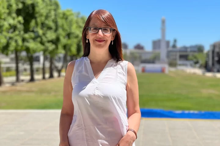 Alide Salazar: La enfermera que creó una aplicación para acompañar a mujeres en la menopausia