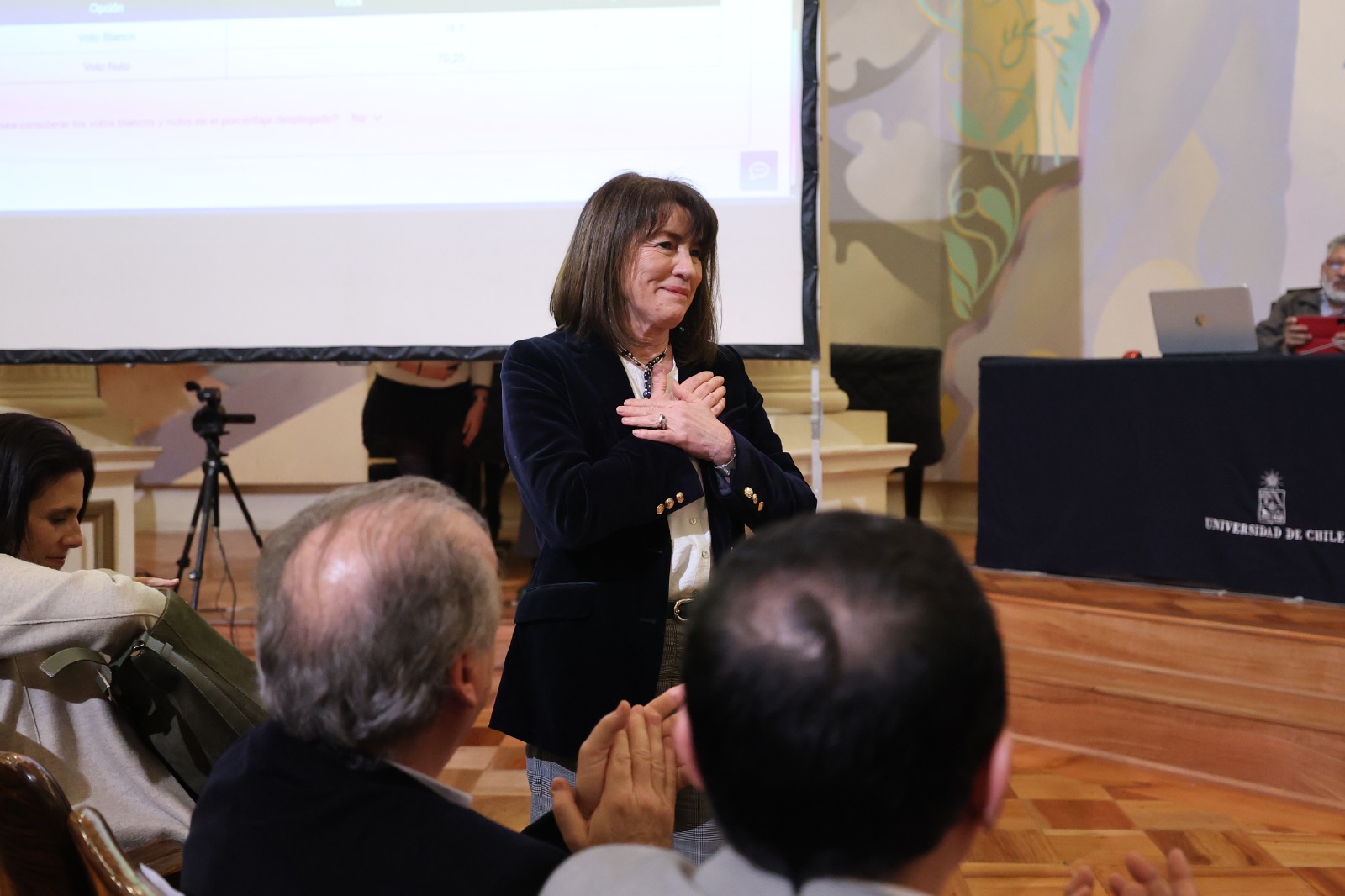 Alejandra Mizala es electa rectora de la Universidad de Chile