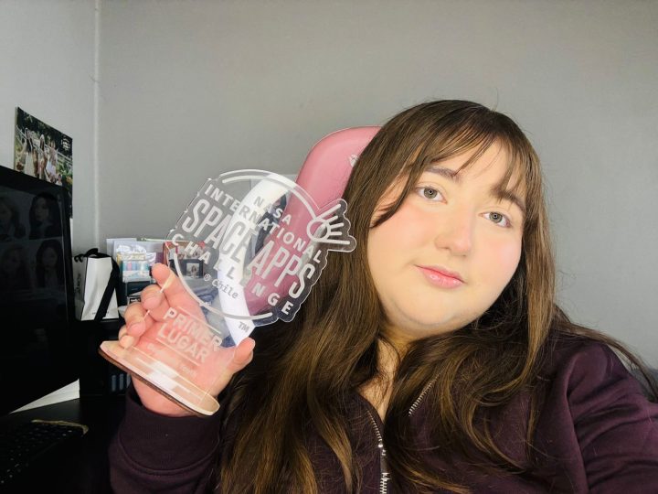 María Javiera Valenzuela: La estudiante de 17 años que innova con energía nuclear en la Antártica