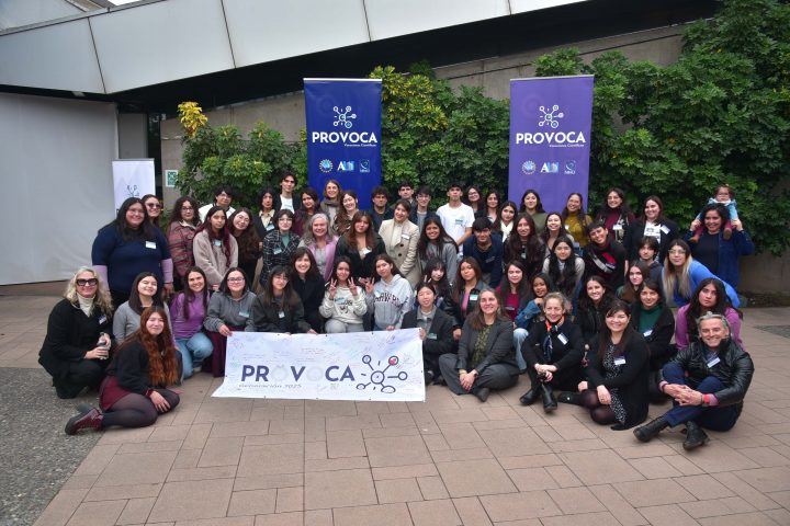 60 jóvenes de todo Chile se gradúan en programa que impulsa vocaciones STEM