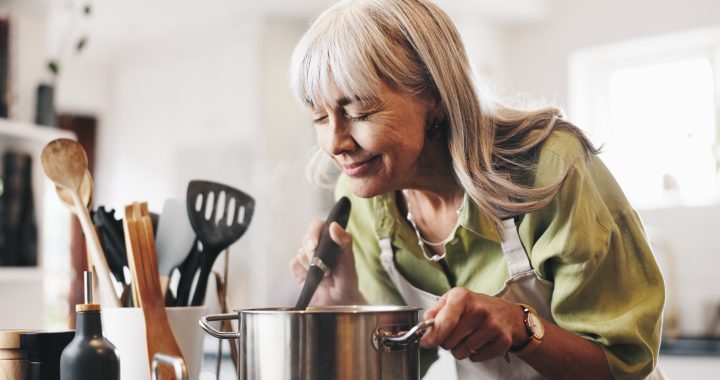 Científicos identifican mecanismo clave detrás de la pérdida del olfato con la edad