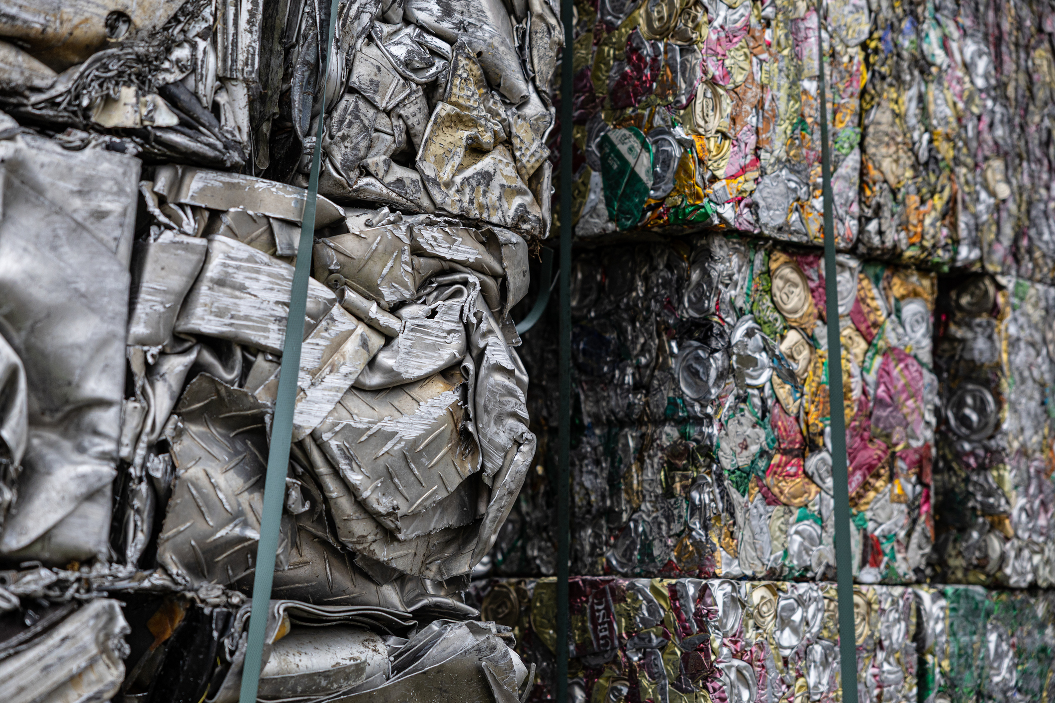 Lanzan mesa público-privada para rescatar 15.000 toneladas de aluminio que terminan en la basura cada año