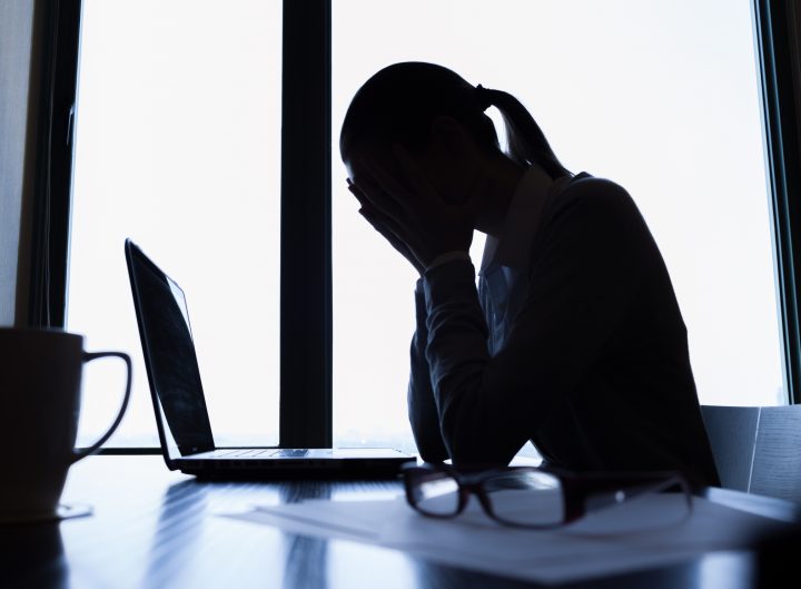 Estudio asocia trabajo nocturno a un mayor riesgo de depresión femenina