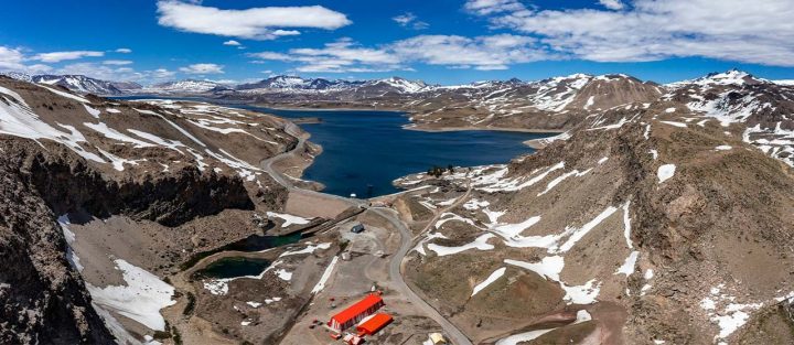 Rechazan proyecto de interconexión eléctrica que amenazaba la rana Pehuenche en el Maule
