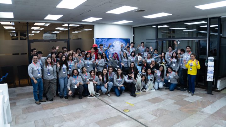Jóvenes de 14 comunas de Chile participan de la Feria Antártica Escolar 2026 en Punta Arenas