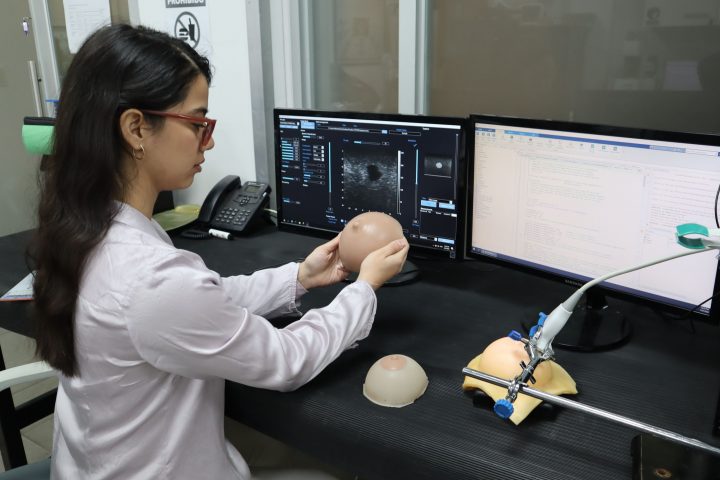 Tecnología chilena busca acelerar el diagnóstico del cáncer de mama y reducir biopsias innecesarias