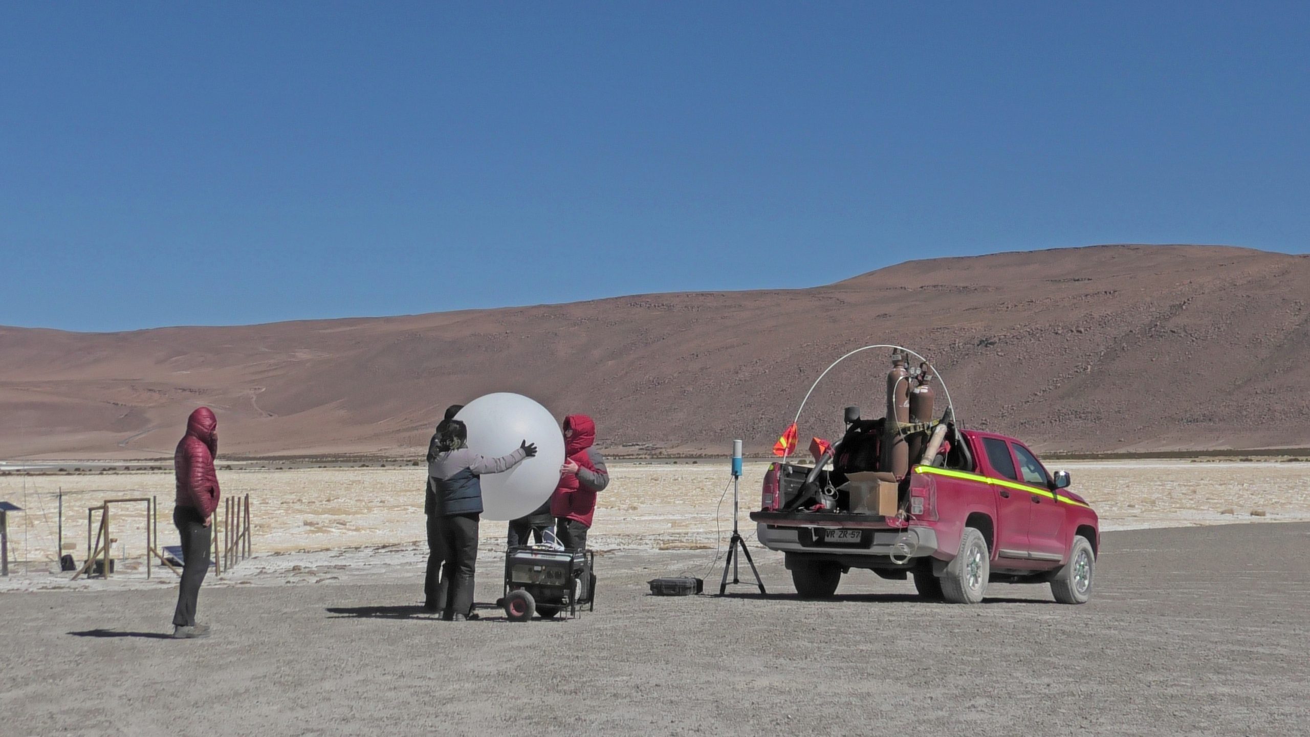 Medición en el Salar del Huasco muestra el comportamiento nocturno de la atmósfera altiplánica