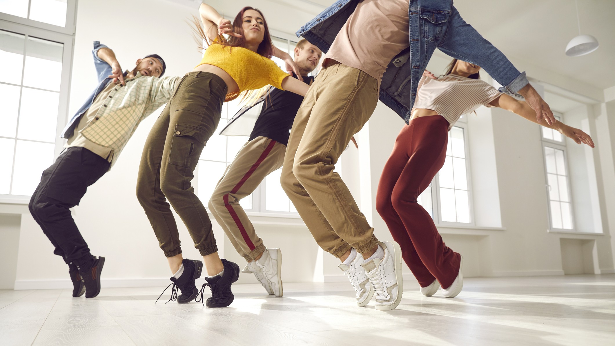 De la danza a la ciencia: investigación chilena revela factores asociados al dolor lumbar en bailarines