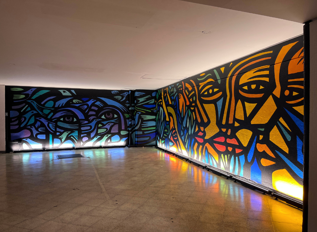 Facultad de Medicina de la U. de Chile inaugura mural de Alejandro 
