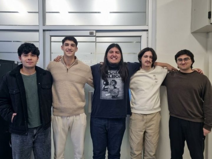 Estudiantes desarrollan innovación deep tech para detectar filtraciones de agua potable