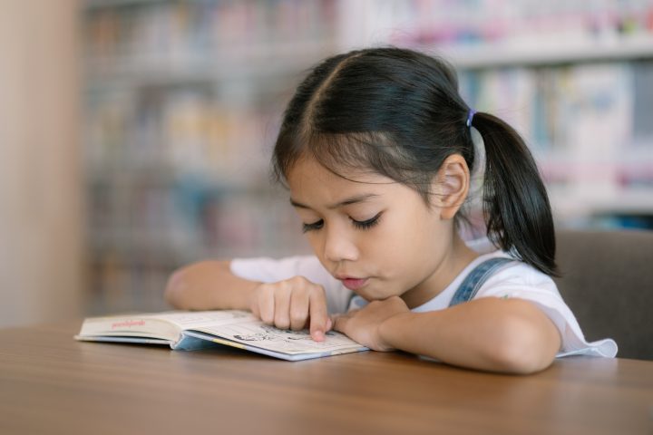 Estudio muestra que el 65% de estudiantes de 3° básico tendría dificultades lectoras