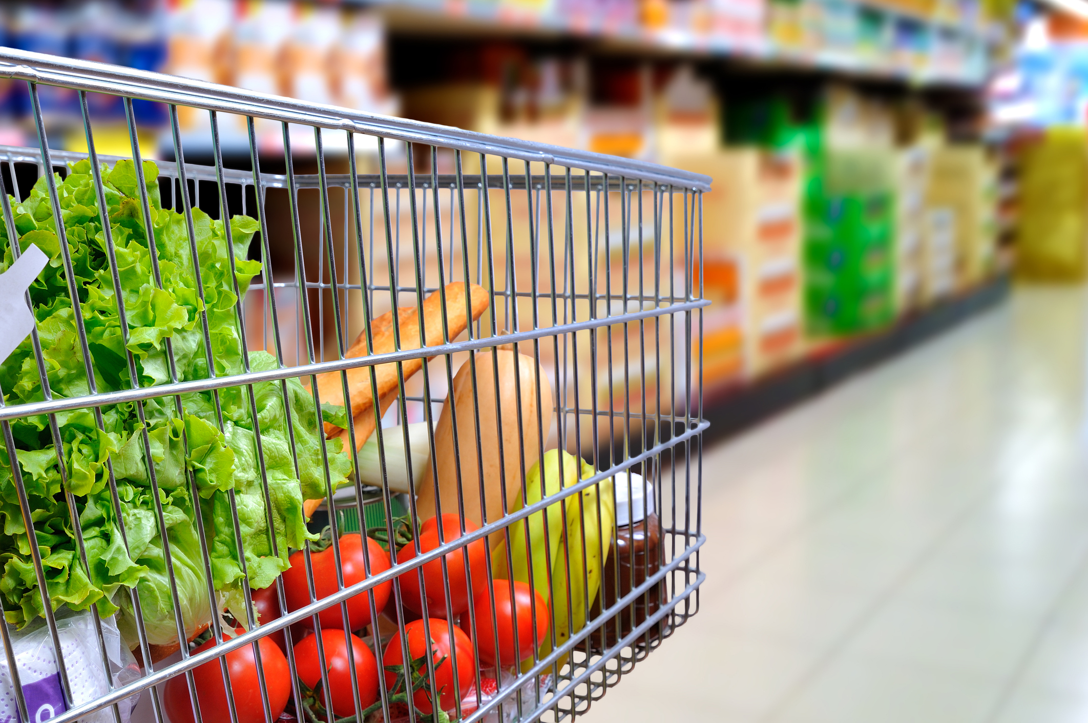 Crisis climática y alza de alimentos: Por qué comer es cada vez más caro según especialista