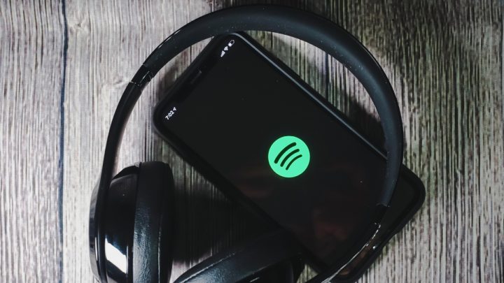 ¿Qué pavimenta a un hit en Spotify? Estudio U. de Chile lo descubrió